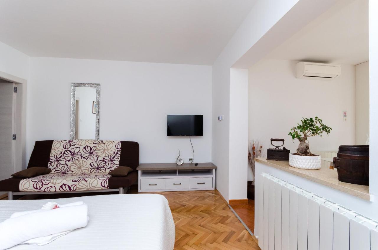 Apartment Zdenko Ровинь Экстерьер фото