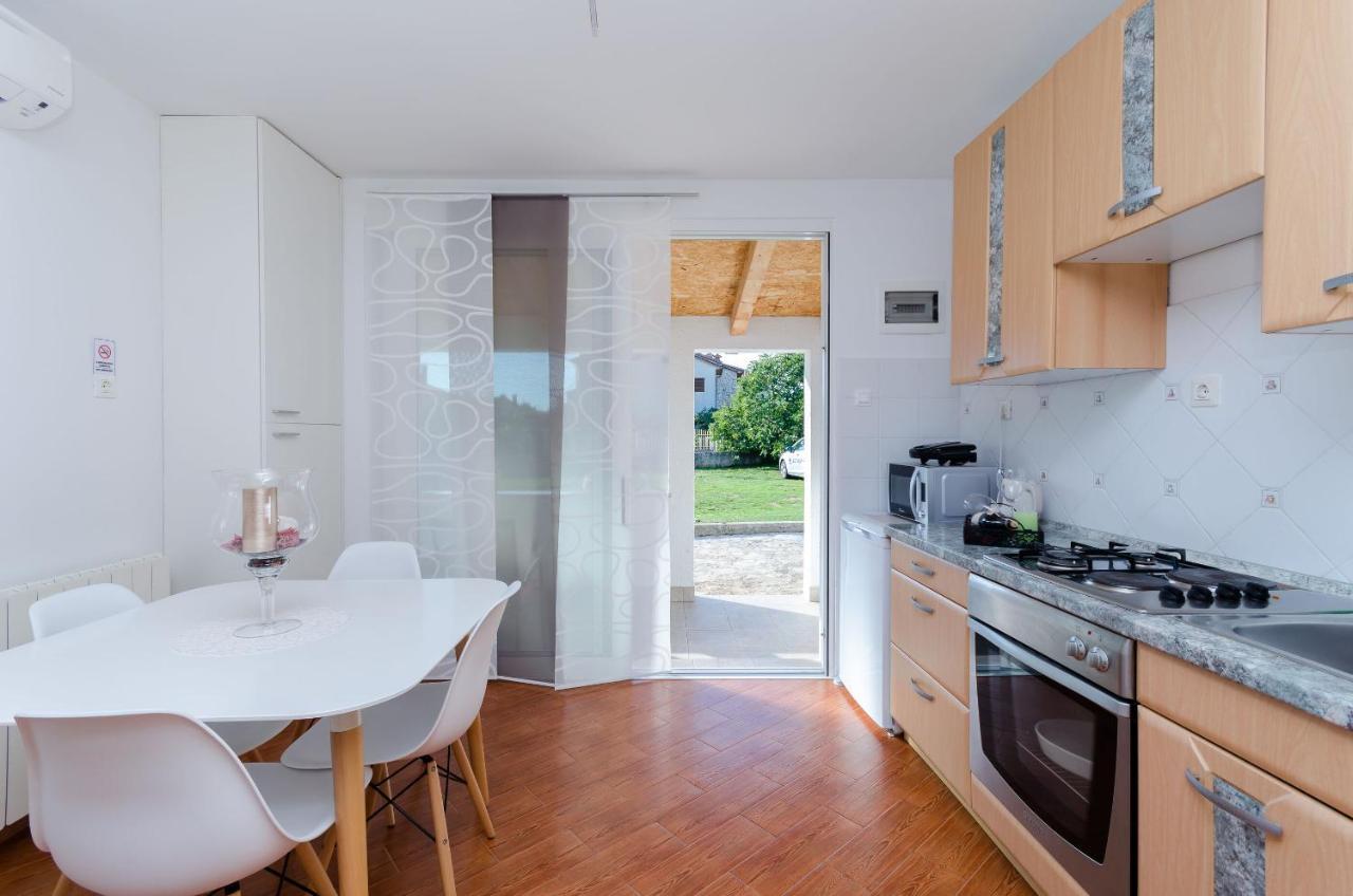 Apartment Zdenko Ровинь Экстерьер фото