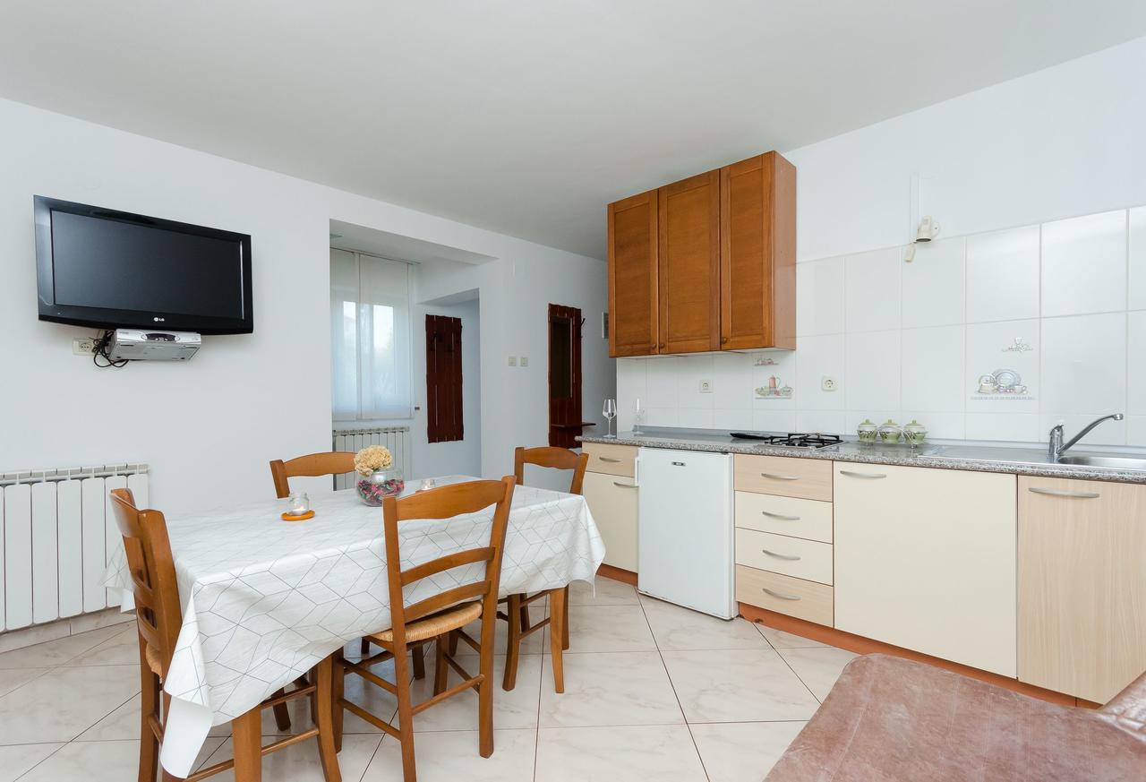 Apartment Zdenko Ровинь Экстерьер фото