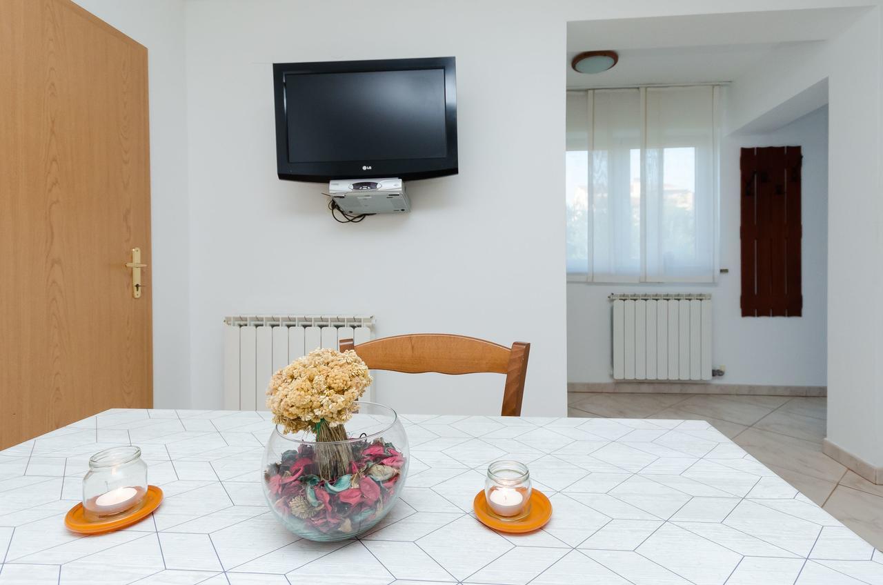 Apartment Zdenko Ровинь Экстерьер фото